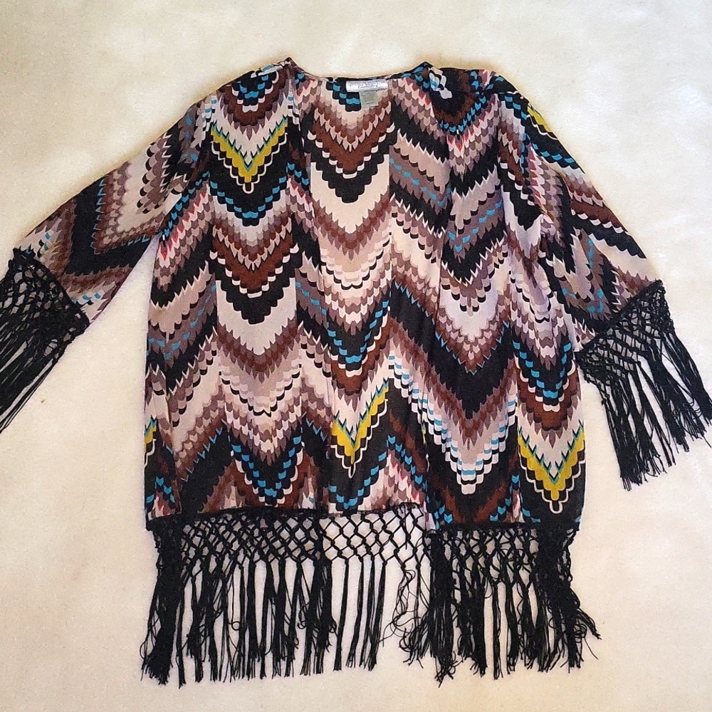 GORGEOUS sheer fringe kimono